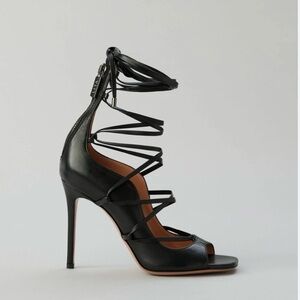 Lita By Ciara Solid Strappy Sandal In Black NWT